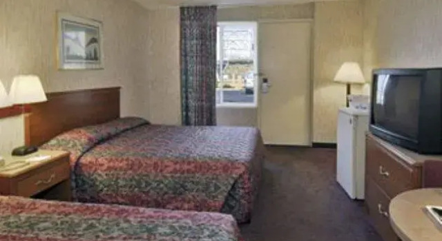 Travelodge Newport/Cincinnati Riverfront