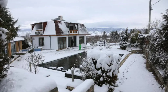 Коттедж с 5 комнатами Holiday House Kubrat