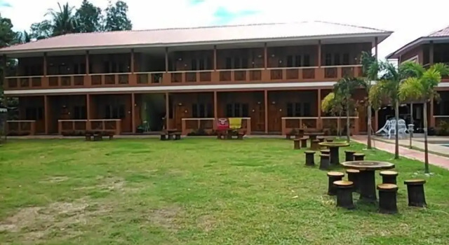 Вилла с балконом Purnama Beach Resort
