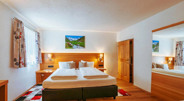 Apart Alpin Oetztal, Prenota Hotel Oetz Ötztal