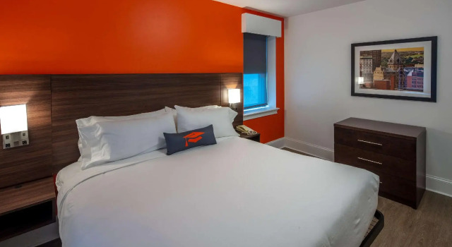Двухместный номер Standard Collegian Hotel & Suites, Trademark Collection by Wyndham
