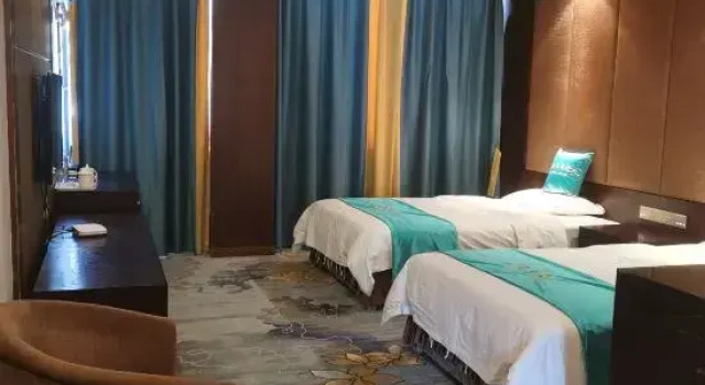 Yufeng Hotel, Prenota Hotel Hotel a Ngawa con parcheggio, Parcheggio