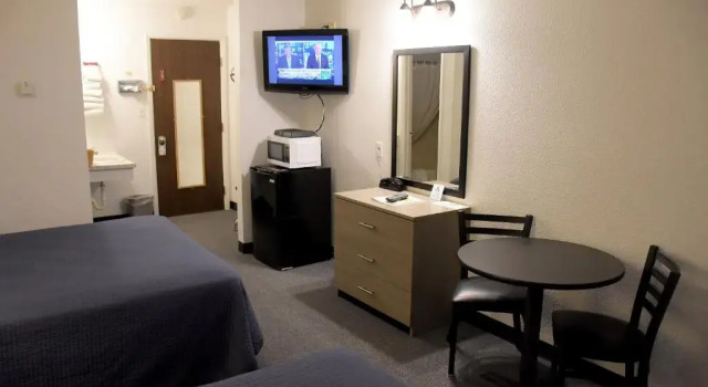 Четырёхместный номер Standard SureStay by Best Western Glendive Yellowstone River