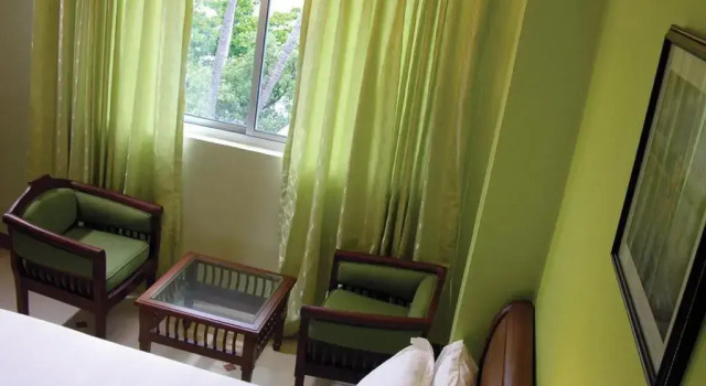 Crescent Park, Забронировать Отель Отели и гостиницы Ченнаи, рядом с Alliance Francaise of Madras, Отель