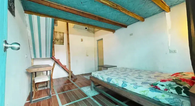 Студия Half Moon Village and Beach House