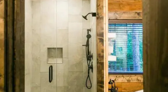 Free at Last, Boek Hotel Hochatown Oklahoma