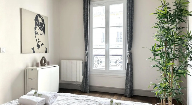 B 2065 -  Arc de Triomphe - Appartement familial