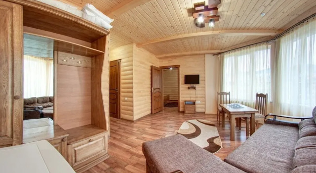 Люкс Отель Вилла Леку