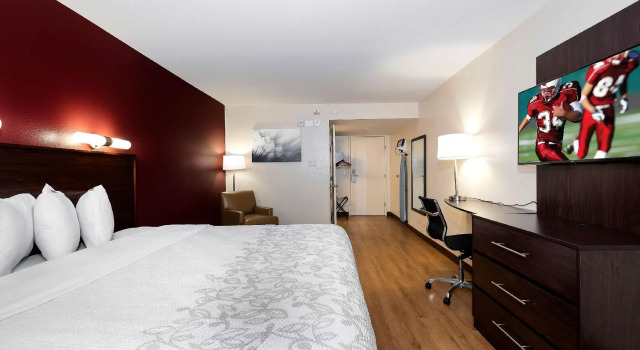Люкс Red Roof Inn PLUS+ Tuscaloosa - University