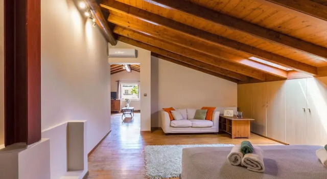 Moraitis Mansion