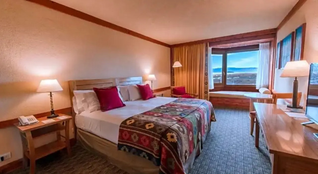 Номер Standard с видом на озеро Mirador del Lago Hotel