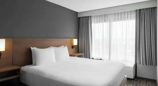 Двухместный номер с видом на реку Hyatt Place San Antonio Riverwalk