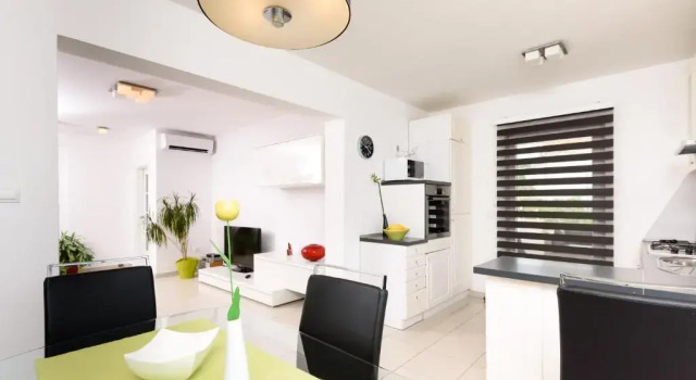 Апартаменты Пентхаус с видом на море Apartments Salona