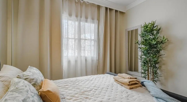 Yucca Park, Lovely, quiet, 2 bedroom, 70m2, ocean pool view!