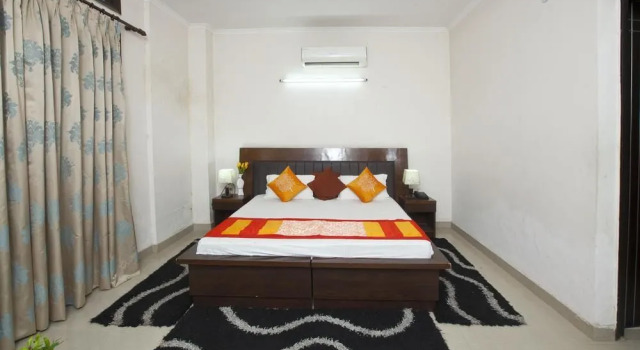 OYO Rooms Medanta III