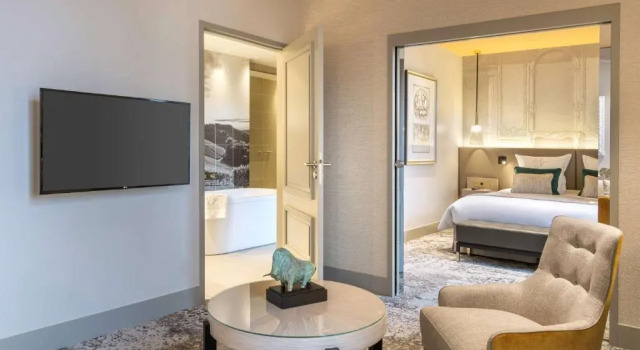 Люкс Hôtel & Spa Les Sept Fontaines Best Western Premier