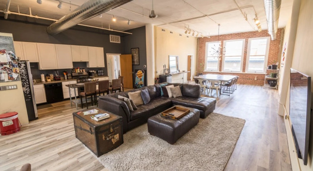 Penthouse Loft in The Heart of Downtown, Rezerwuj Hotel Saint Louis Missouri