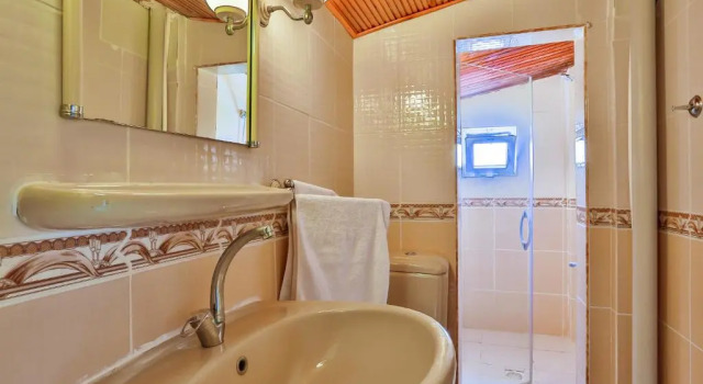 Двухместный номер Standard с видом на сад Club Hotel Gultur