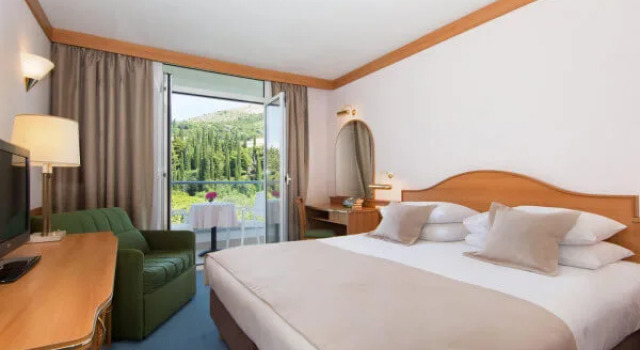 Номер Deluxe Maistra Select Astarea Hotel