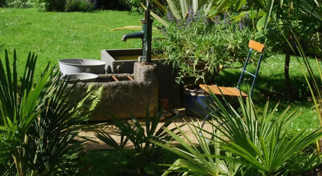 Коттедж Un Jardin en Pente Douce