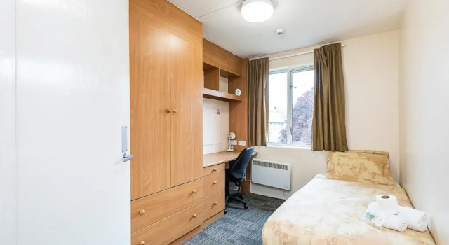 Апартаменты Standard En Suite Rooms COLINDALE SK