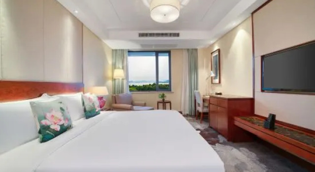 Люкс с видом на озеро Lakeview Hotel Hangzhou