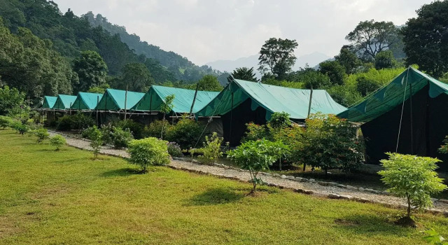 The Raajas - Camp & Resorts, Rezervovat Hotel Sirasu Uttarakhand