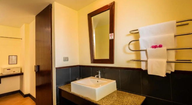 Трёхместный номер с доступом к бассейну Deluxe Tuana Hotels Casa Del Sol