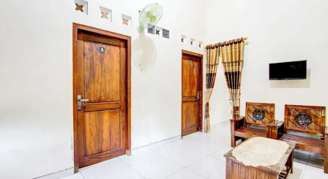 SPOT ON 93819 Homestay Shinta Syariah