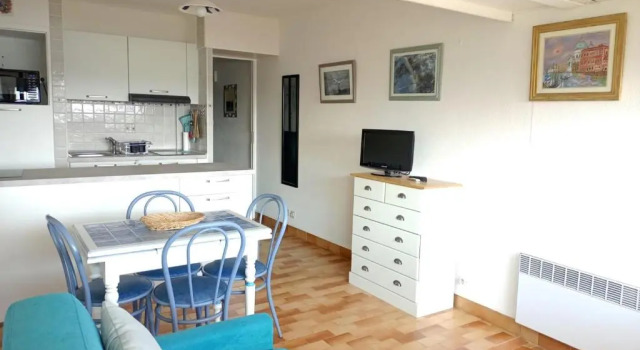 Comfortable Studio In Front Of The Hérault