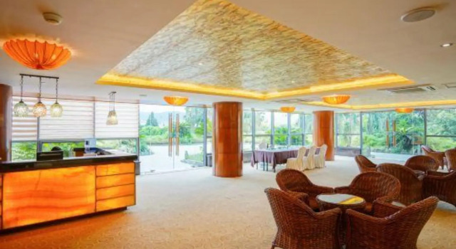 Huquan Hongyan Hotel, Book Hotel Hoteller og overnatningssteder i Miyang, Hotel