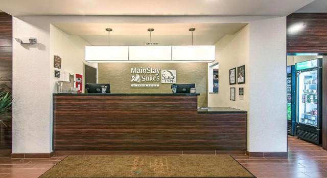 Mainstay Suites, Varaa Hotelli Hotellit Minnesota pysäköinnillä, Pysäköinti