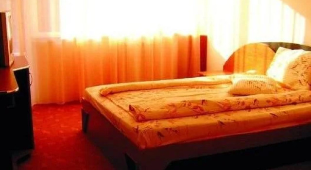 Hotel Parc, Rezervovat Hotel 3hvězdičkové hotely v Arad, 3*