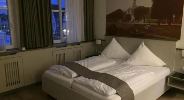 Hotel Klein Amsterdam, Reserva ahora Hotel Hoteles en Dithmarschen con aparcamiento, Aparcamiento