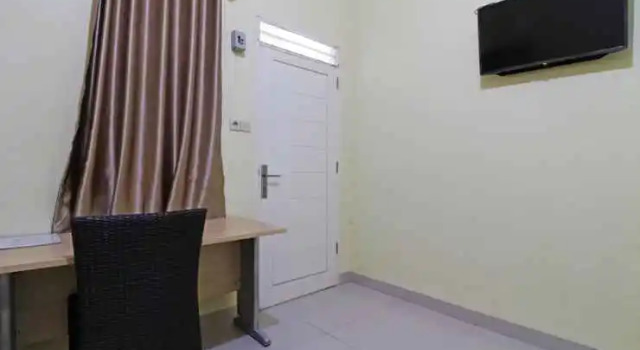 Surya Homestay, Rezerwuj Hotel Pekanbaru Sumatra