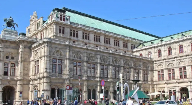 Auersperg Wien in Wien