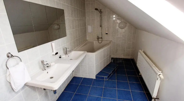 Четырёхместный номер Standard Hotel Širák