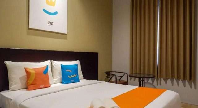 SANS Hotel Empress Simpang Lima