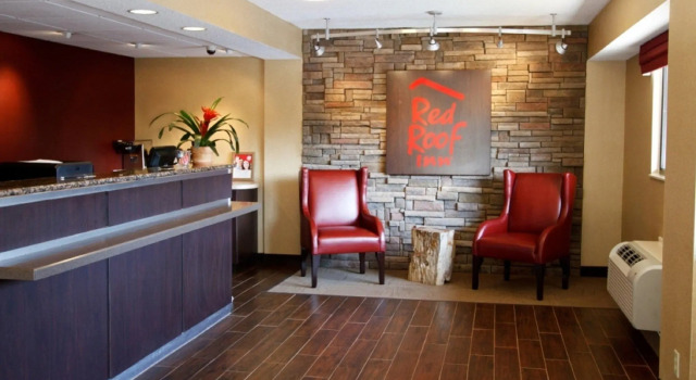 Red Roof Inn Asheville - Biltmore West, Забронировать Отель Ашвилл Аппалачи, рядом с Bob Lewis Ballpark