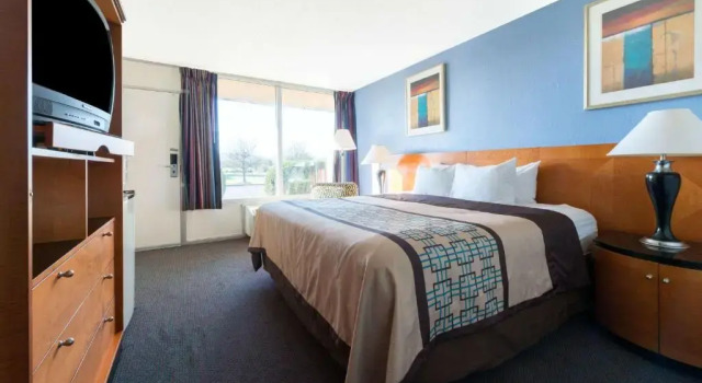 Номер Standard Days Inn by Wyndham Luray Shenandoah