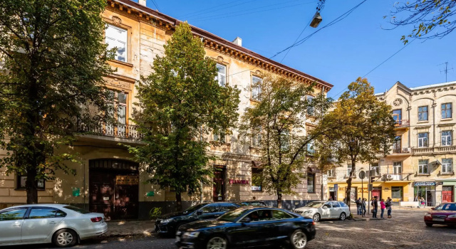 Alfa Apartments Kniazia Romana 11, Забронировать Апартаменты/квартира Апартаменты Львова, рядом с Музей этнографии и художественного промысла, Апартаменты/квартира