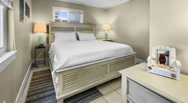 Leeward Ii-3-front Row 1 Bedroom Condo by RedAwning
