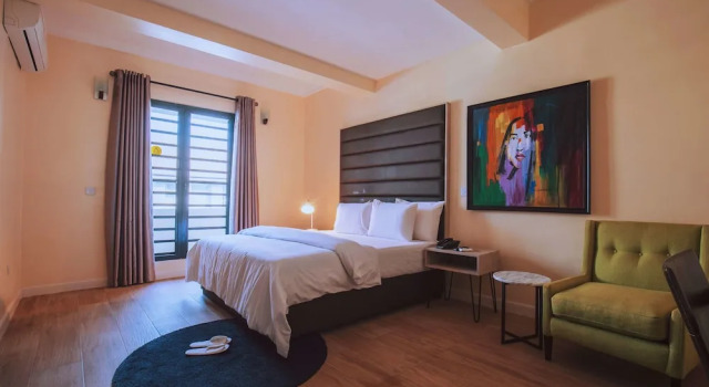 Студия Luxury Maple Hotel