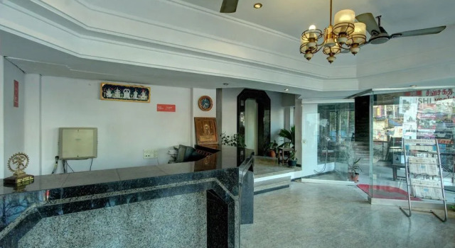 OYO 24579 Flagship Hotel Padmam, Забронировать Отель Отели штата Тамилнада с завтраком, Завтраки