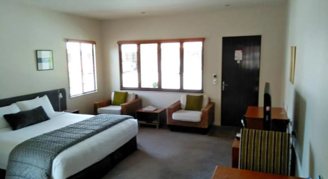 Студия Harvest Lodge Motel
