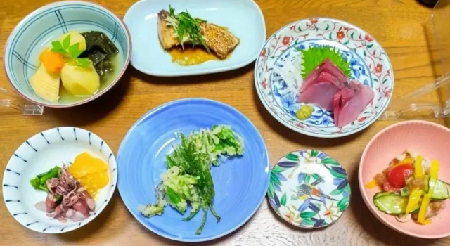 Kashiya Ryokan, Prenota Hotel Nanto 