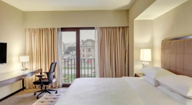 Полулюкс Sheraton Lima Historic Center
