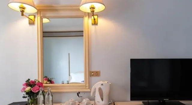 Номер Deluxe Diamond Plaza Hotel