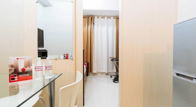 RedDoorz Premium @ SMDC North EDSA