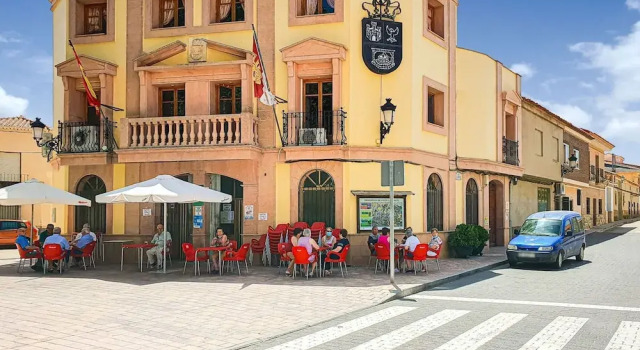 7-bedroom Villa in Pozo Lorente, Varaa Villa Mökit kohteessa Castilla-La Mancha, Mökki